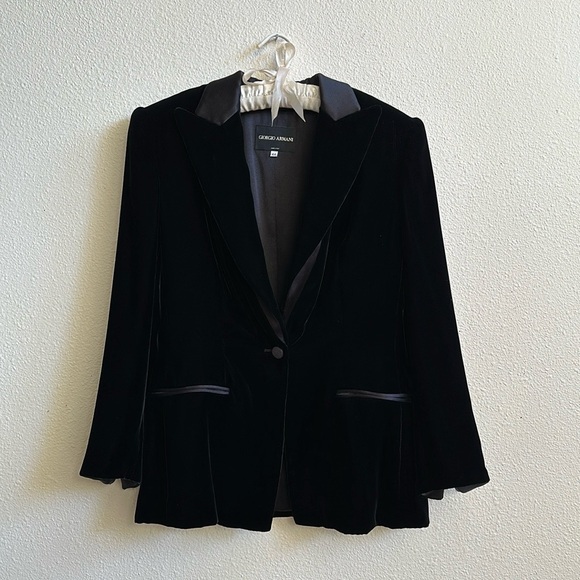 Velvet Single Button Giorgio Armani Blazer